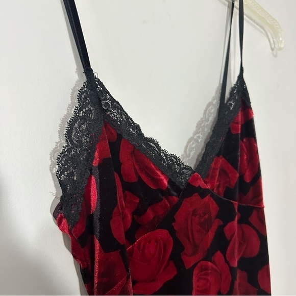 Vintage Hot Kiss red velvet mini dress whimsigoth roses lace lingerie V Day Y2K - Picture 7 of 12